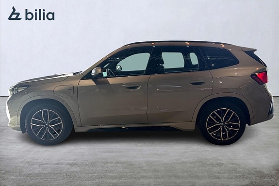 BMW X1 3 of 22
