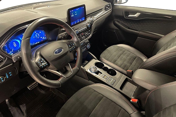 Ford Kuga 10 of 24