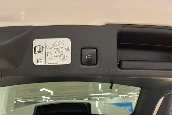 Ford Kuga 23 of 24