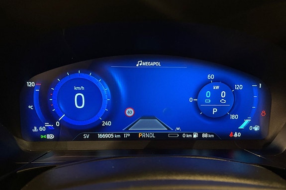 Ford Kuga 13 of 24