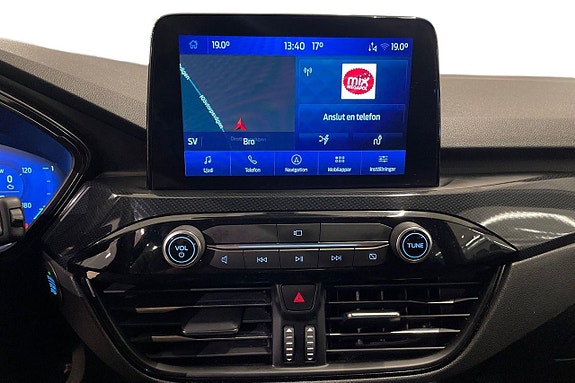 Ford Kuga 14 of 24