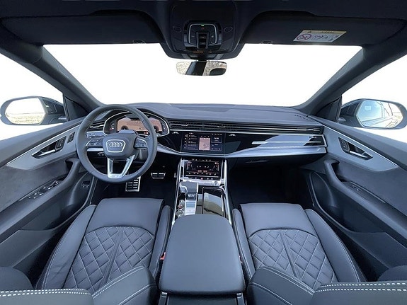 Audi Q8 9 of 19