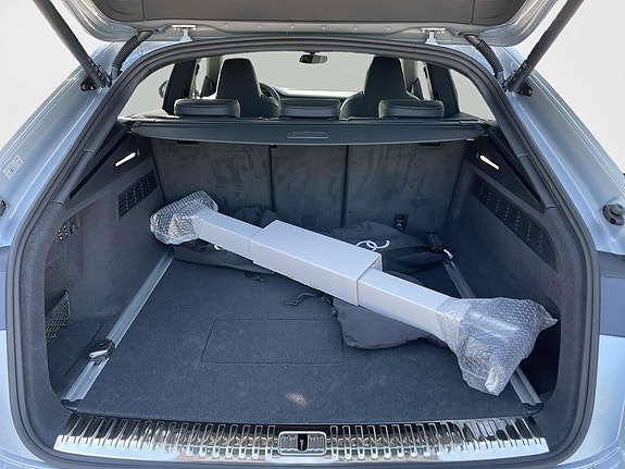Audi Q8 12 of 19