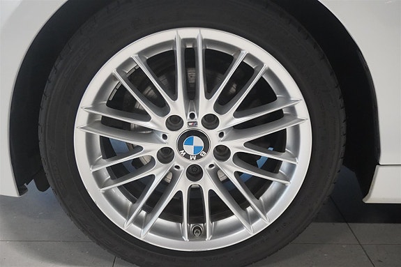 BMW 118i 14 of 14