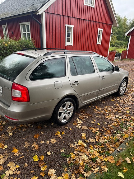 Skoda Octavia 4 of 13