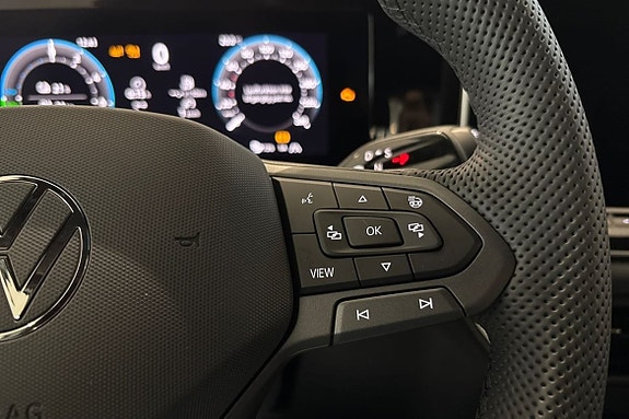 Volkswagen Tiguan 14 of 26