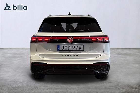 Volkswagen Tiguan 6 of 26