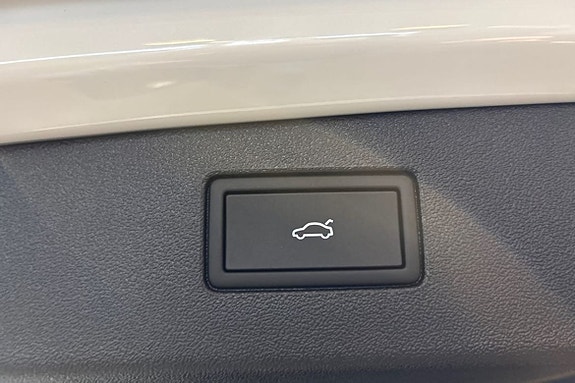 Volkswagen Tiguan 24 of 26
