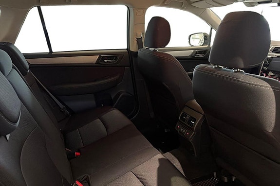 Subaru Outback 24 of 26