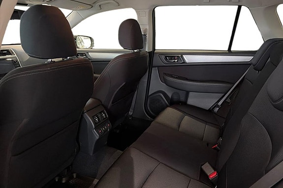 Subaru Outback 22 of 26
