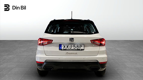 Seat Arona 5 of 12