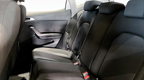 Seat Arona 11 of 12