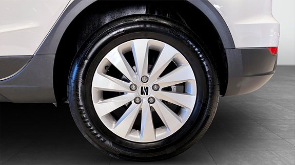 Seat Arona 6 of 12