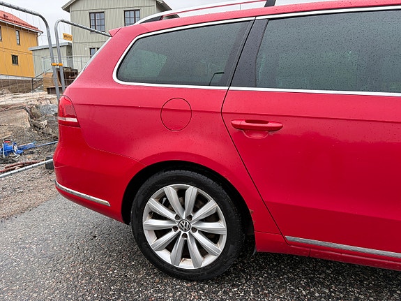 Volkswagen Passat 8 of 18