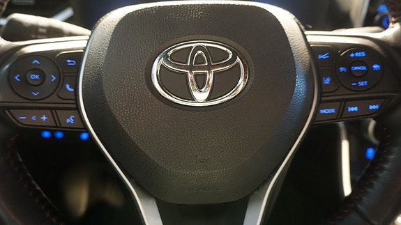 Toyota RAV4 13 of 18