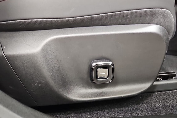 Volvo EX30 18 of 19