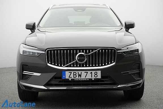 Volvo XC60 14 of 30