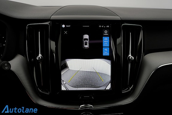 Volvo XC60 27 of 30