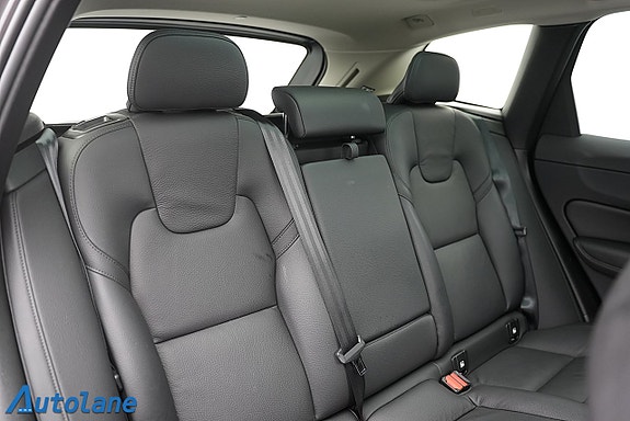Volvo XC60 26 of 30