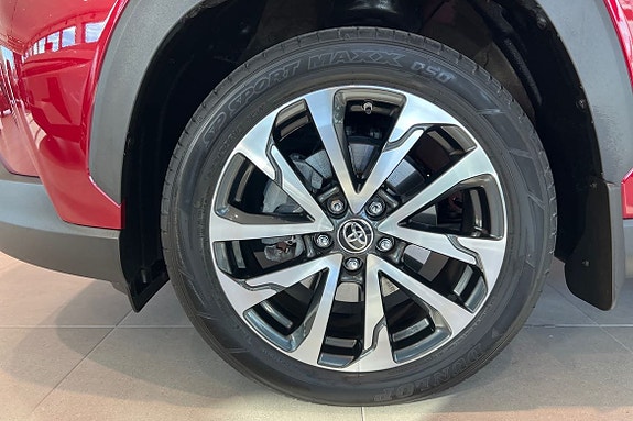 Toyota Corolla Cross 17 of 21