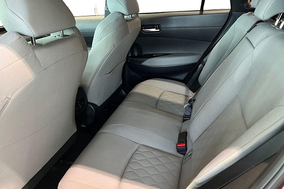 Toyota Corolla Cross 13 of 21