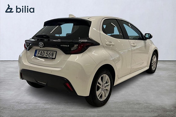 Toyota Yaris 17 of 18