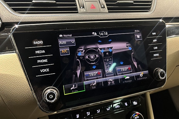 Skoda Superb 20 of 30