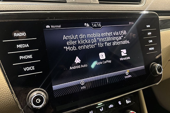 Skoda Superb 18 of 30