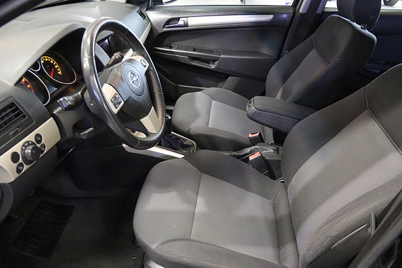 Opel Astra 6 of 13