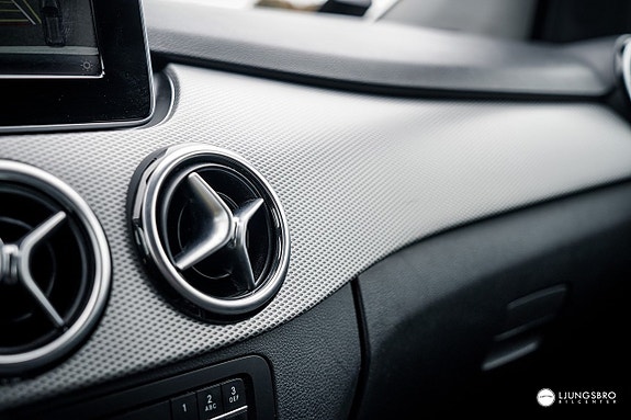 Mercedes-Benz B200 9 of 10