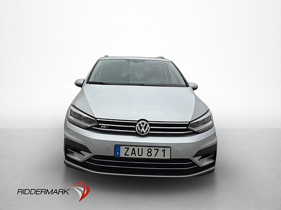 Volkswagen Touran 2 of 30