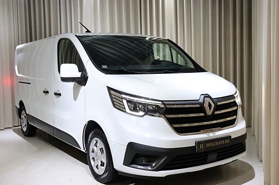 Renault Trafic 2 of 30