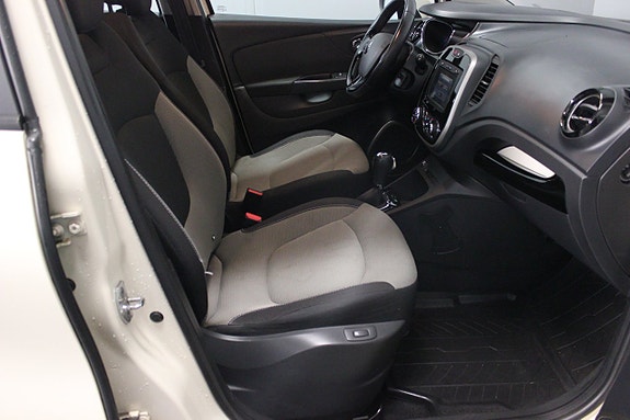 Renault Captur 9 of 22