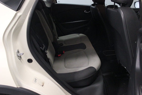 Renault Captur 11 of 22