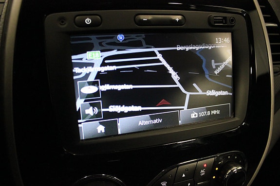 Renault Captur 19 of 22