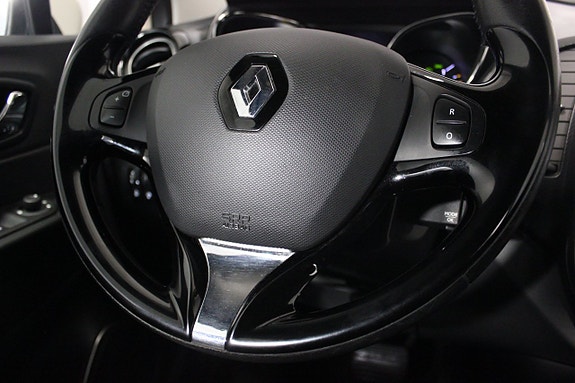Renault Captur 15 of 22