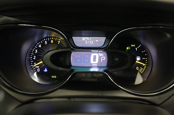 Renault Captur 14 of 22