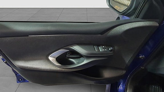Toyota Yaris 22 of 24