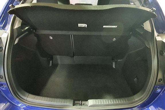 Toyota Yaris 5 of 24