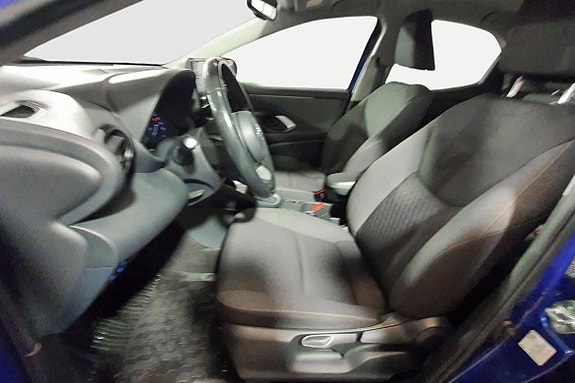 Toyota Yaris 21 of 24