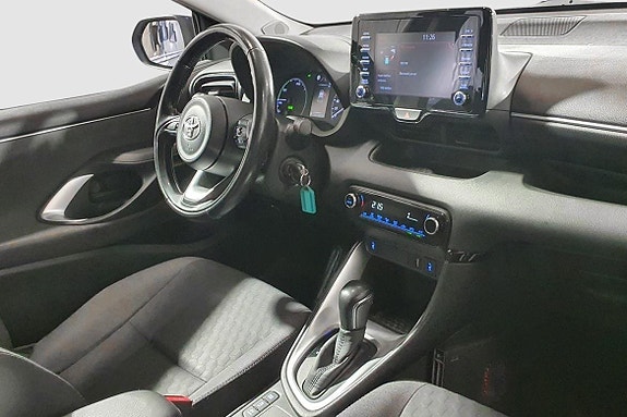 Toyota Yaris 17 of 24