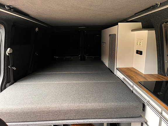 Volkswagen Transporter 16 of 30