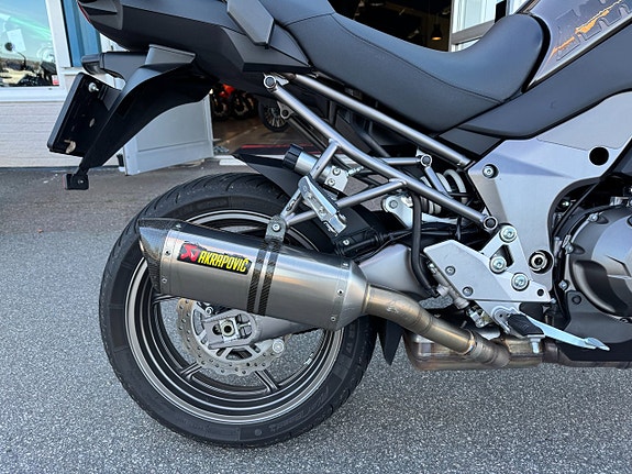 Kawasaki Versys 1000 2 of 6