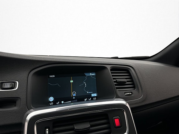 Volvo S60 16 of 26