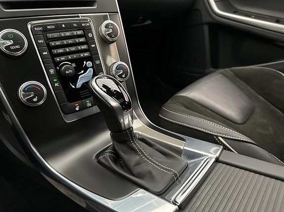 Volvo S60 21 of 26