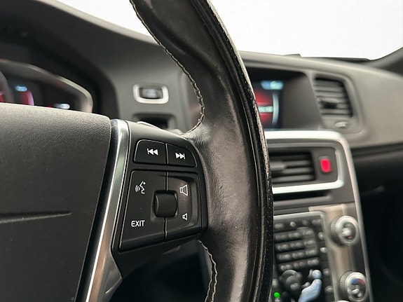 Volvo S60 15 of 26
