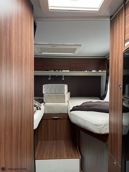 Adria Matrix Supreme M 687 SL 12 of 12