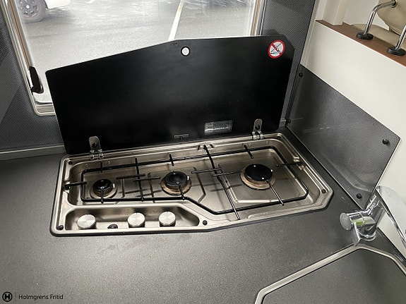 Adria Matrix Supreme M 687 SL 8 of 12