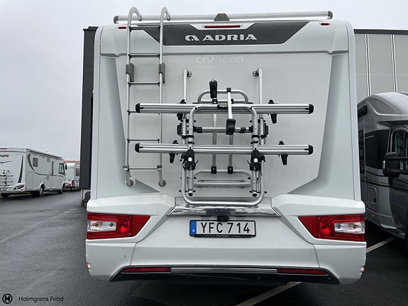 Adria Matrix Supreme M 687 SL 2 of 12