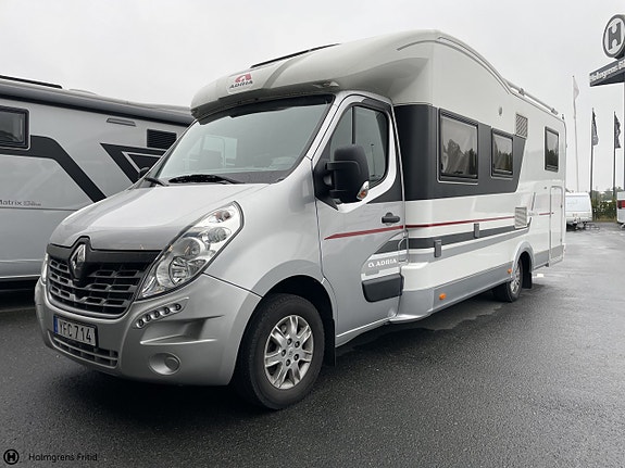 Adria Matrix Supreme M 687 SL 3 of 12